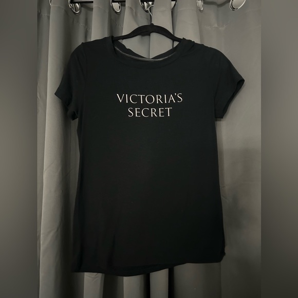 Victoria’s Secret Black PJ Top - Picture 1 of 1